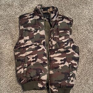 Camouflage Puffer Vest